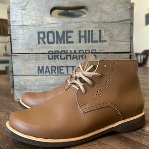 Adelina Paseo Boot: worn once for pics very clean size 39 about 8.5-9 wemons